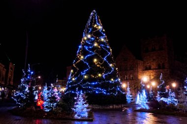 Metz, Aralık 2019: Festival döneminde güzel Metz şehrini ziyaret edin
