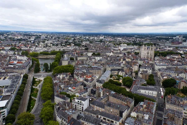 Brittany Dükü 'nün muhteşem kalesi Nantes' i ziyaret edin.