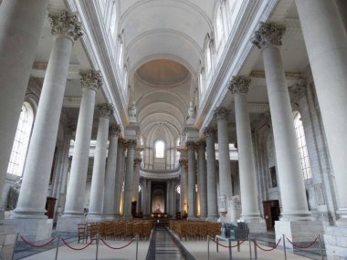 Arras, Aralık 2017: Muhteşem Arras katedralinin içinde