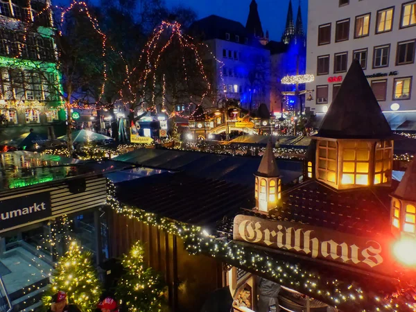 2018年10月ケルン クリスマスマーケット期間中にドイツのケルン の美しい街を訪問 — ストック写真