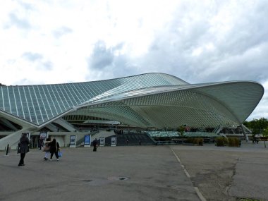 Liege, Belçika - Temmuz 2022: Güzel Liege şehrini ziyaret edin - Yanan Şehir