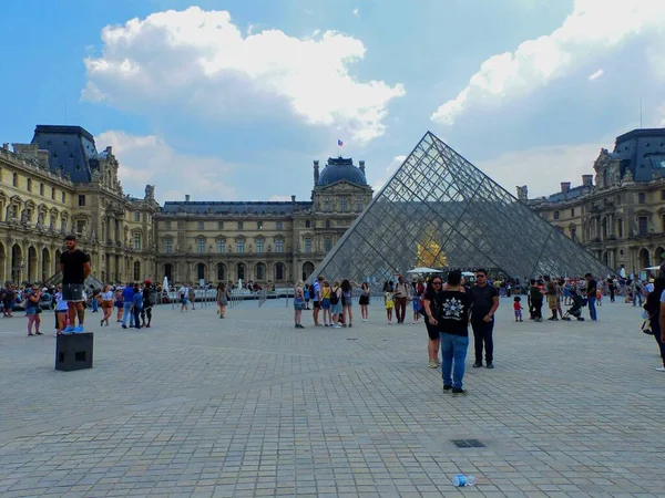 París Francia Julio 2018 Museo Del Louvre — Foto de Stock