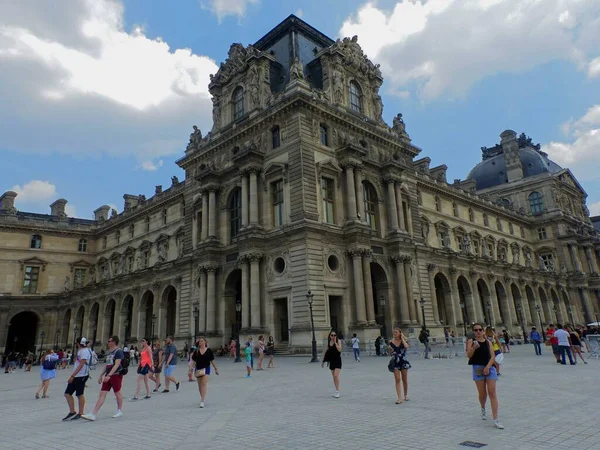 Paříž Francie Červenec 2018 Muzeum Louvre — Stock fotografie