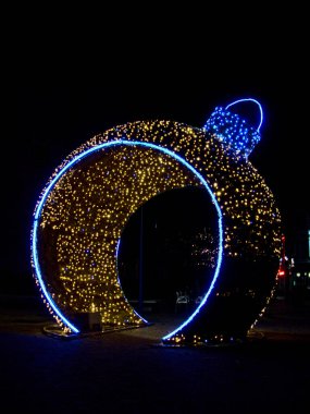 Lige, Aralık 2022: Şenlik döneminde Belçika 'nın güzel Lige kentini ziyaret edin