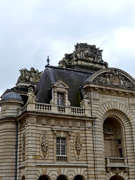 パリのリール2023年 フランダースの首都リールの建物の壮大なファサード 歴史的建造物 パリのドア — ストック写真