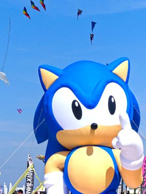 Berck-sur-Mer, Nisan 2023 - Berck-sur-Mer sahilini ziyaret - Uluslararası Uçurtma Festivali 2023