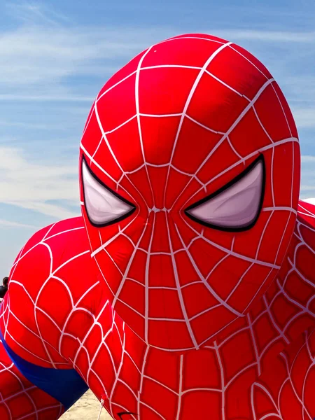 Berck-sur-Mer, Nisan 2023 - Berck-sur-Mer sahilini ziyaret - Uluslararası Uçurtma Festivali 2023