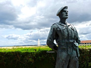 Ouistreham, Ağustos 2023 - Kieffer komandosunun 6 Haziran 1944 'te karaya çıktığı güzel Ouistreham şehrini ziyaret edin. Kumsal manzarası