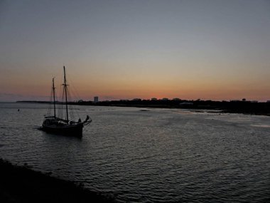 La Rochelle Fransa 'nın Atlantik kıyısındaki muhteşem La Rochelle şehrini ziyaret edin.