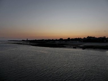 La Rochelle Fransa 'nın Atlantik kıyısındaki muhteşem La Rochelle şehrini ziyaret edin.