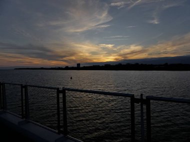 La Rochelle Fransa 'nın Atlantik kıyısındaki muhteşem La Rochelle şehrini ziyaret edin.