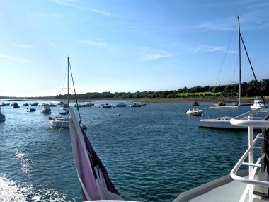 Ile-aux-Moines, Ağustos 2025: Brittany 'deki Morbihan Körfezi' nde Ile-aux-Moines civarında yürüyüş