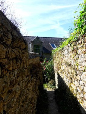 Ile-aux-Moines, Ağustos 2025: Brittany 'deki Morbihan Körfezi' nde Ile-aux-Moines civarında yürüyüş