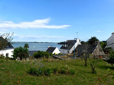 Ile-aux-Moines, Ağustos 2025: Brittany 'deki Morbihan Körfezi' nde Ile-aux-Moines civarında yürüyüş