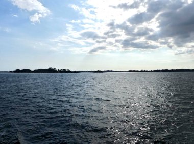 Ile-aux-Moines, Ağustos 2025: Brittany 'deki Morbihan Körfezi' nde Ile-aux-Moines civarında yürüyüş