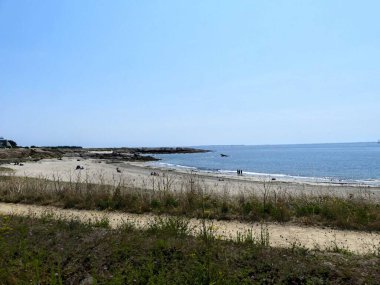 Quiberon, Ağustos 2025: Britanya 'nın Morbihan Körfezi' nde Quiberon yarımadasında yürüyüş