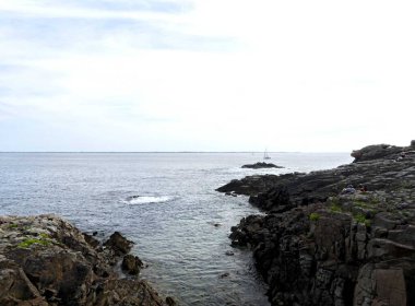 Quiberon, Ağustos 2025: Britanya 'nın Morbihan Körfezi' nde Quiberon yarımadasında yürüyüş