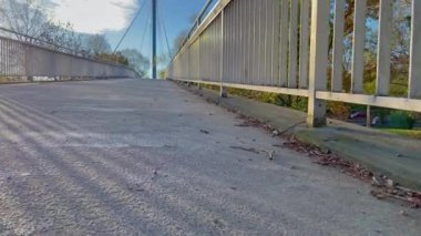  Bahçe parkında güneşli bir gün Sonbahar sabahı