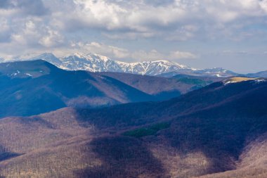 Stara planina 'dan dağ manzarası, Bulgaristan' daki Bolkanlar