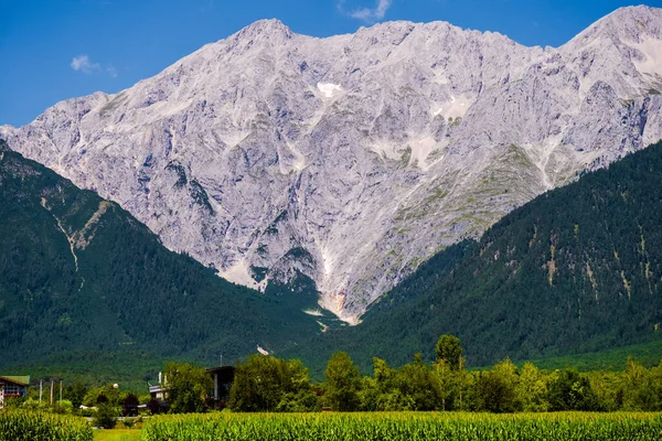 Dolomitové Hory Alpách Mraky Mlhou Krajině — Stock fotografie