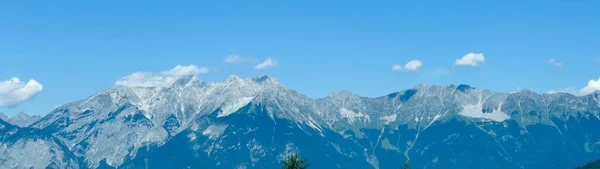 Montañas Dolomita Los Alpes Con Nubes Niebla Paisaje —  Fotos de Stock