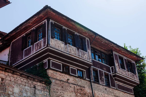 불가리아의 역사적 도시인 코플스톤에 집들이 — 스톡 사진