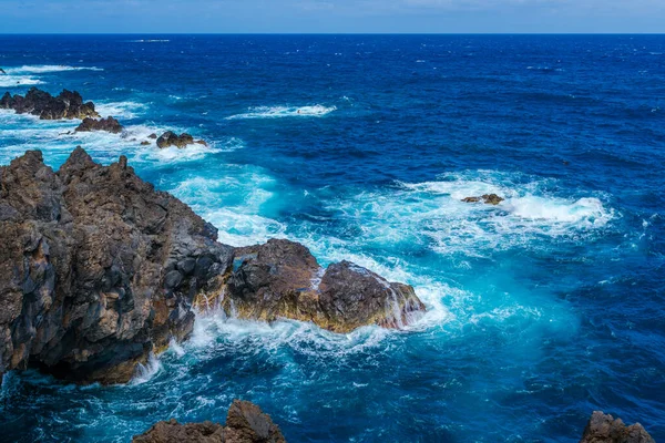 Piscine Naturali Con Roccia Vulcanica Nera Nell Oceano Atlantico Porto — Foto Stock