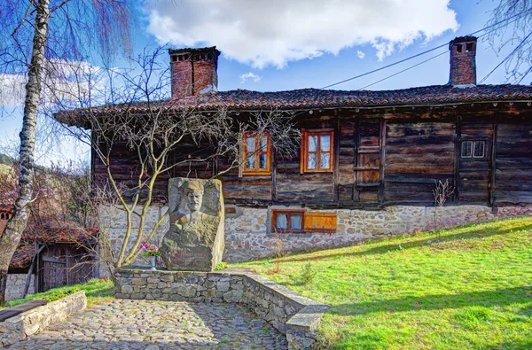Rues Pavées Avec Maisons Anciennes Dans Ville Historique Koprivshtitsa Bulgarie — Photo