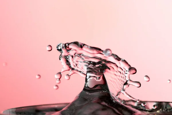 Gota Agua Con Ondulaciones Superficie Del Agua —  Fotos de Stock