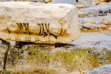 Atina Akropolü 'ndeki Antik Tapınak Parthenon, cephe