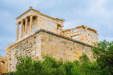 Atina Akropolü 'ndeki Antik Tapınak Parthenon, cephe