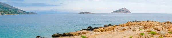Costa Rochosa Offshore Com Mar Azul Formações Rochosas Grécia — Fotografia de Stock