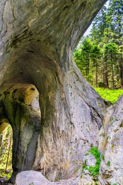 Bulgaristan 'daki Harika Köprüler, Rodop Dağları, doğal olaylar