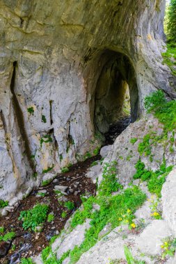 Bulgaristan 'daki Harika Köprüler, Rodop Dağları, doğal olaylar