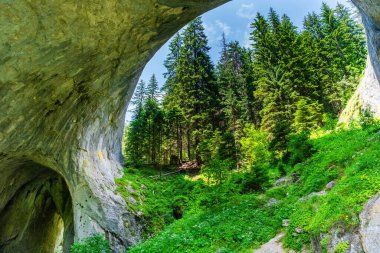 Bulgaristan 'daki Harika Köprüler, Rodop Dağları, doğal olaylar