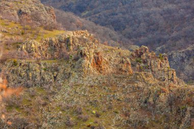 Dağlarda doğal kaya oluşumları