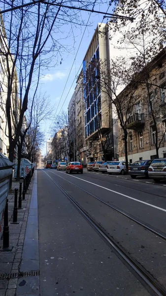 Samochody Przejeżdżające Główną Ulicą Belgradu Serbii Sezonie Zimowym Lutym 2019 — Zdjęcie stockowe