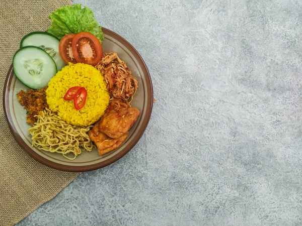Nasi Kuning Indonesian Traditional Food Yellow Rice Served Noodle Shredded — Stock Photo, Image