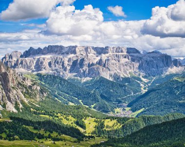 Dolomite Alpleri manzarası