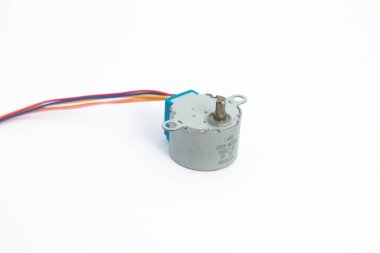 Bir basamak motor modülü. Bu modül DIY materyalleri için elektronik hobiciler için kullanılır.