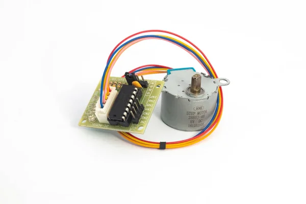 Bir Basamak Motor Modülü Sürücü Modülü Kablolarla Bağlanmış Modül Diy — Stok fotoğraf