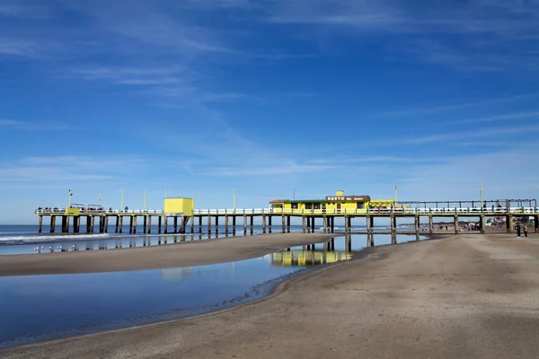 Pinamar Fishing Pier Reflected Water Beach — Stock Photo, Image