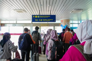 Kulonprogo, July 7, 2022: The queue of passengers entering the gate of the Yogyakarta International Airport (YIA) train station