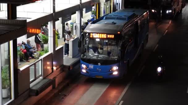 Dżakarta Lutego 2023 Podróż Nocy Odkryj Magię Stacji Atrium Busway — Wideo stockowe