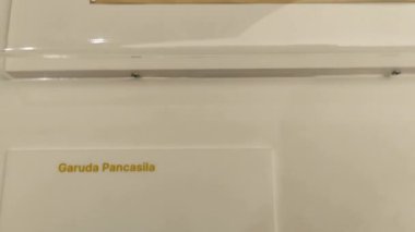 Jakarta, 20 Nisan 2025: Pancasila 'nın formülü Endonezya' daki Ulusal Müze 'de sergilendi