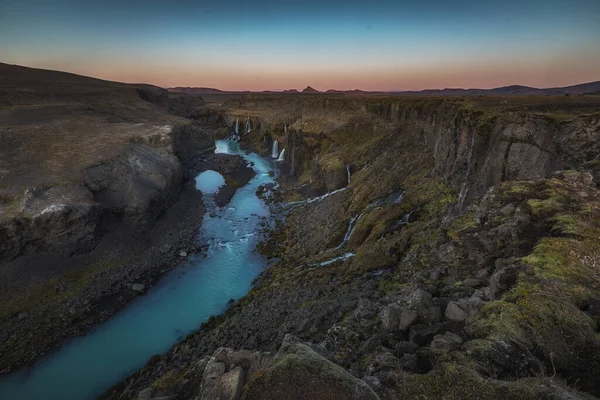 Islandeses Paisagem Montanhosa Combinada Com Latitude Norte Que Tem Muita — Fotografia de Stock