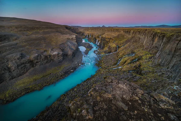 Islandeses Paisagem Montanhosa Combinada Com Latitude Norte Que Tem Muita — Fotografia de Stock