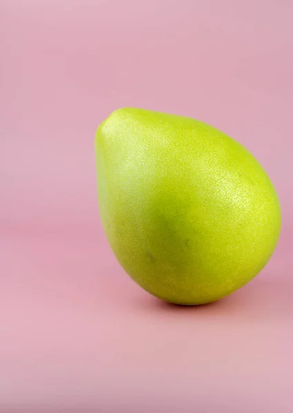 Φρούτα Pomelo Απομονωμένα Φόντο Χρώματος — Φωτογραφία Αρχείου