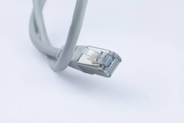 ethernet ağ kablosu rj 45, beyaz arkaplanda izole edilmiş