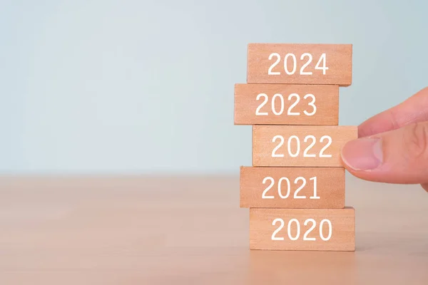 Dřevěné Bloky Pojmovým Textem 2022 Lidskou Rukou — Stock fotografie
